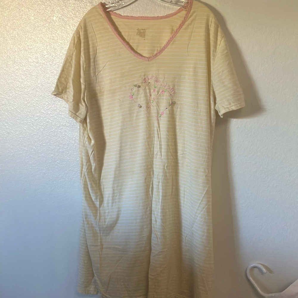 FINAL MARKDOWN Secret treasures nighty 2x:3x